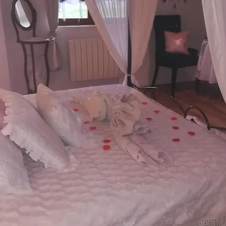 La Gerbaudiere Chambres&table D Hotes Proche Mont Saint Michel Cuisine Maison Notre-Dame-du-Touchet