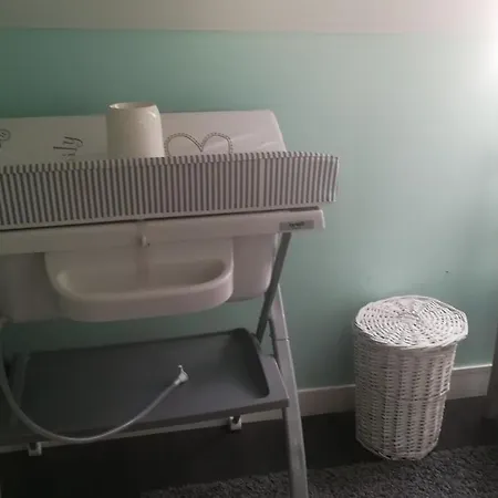 La Gerbaudiere Chambres&table D Hotes Proche Mont Saint Michel Cuisine Maison ベッド・アンド・ブレックファスト