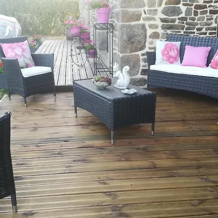 La Gerbaudiere Chambres&table D Hotes Proche Mont Saint Michel Cuisine Maison Отель типа 