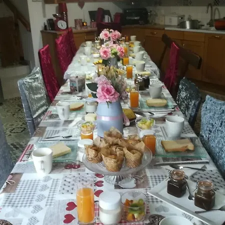 Bed & Breakfast La Gerbaudiere Chambres&table D Hotes Proche Mont Saint Michel Cuisine Maison 3*