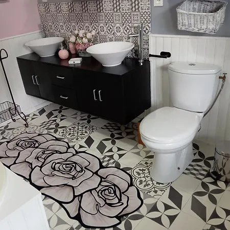 La Gerbaudiere Chambres&table D Hotes Proche Mont Saint Michel Cuisine Maison Bed & Breakfast Notre-Dame-du-Touchet