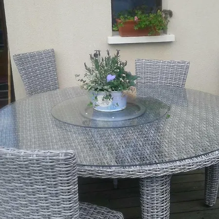 Nocleg ze śniadaniem La Gerbaudiere Chambres&table D Hotes Proche Mont Saint Michel Cuisine Maison *