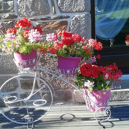 La Gerbaudiere Chambres&table D Hotes Proche Mont Saint Michel Cuisine Maison Bed & Breakfast