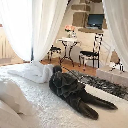 La Gerbaudiere Chambres&table D Hotes Proche Mont Saint Michel Cuisine Maison Bed & Breakfast 3*