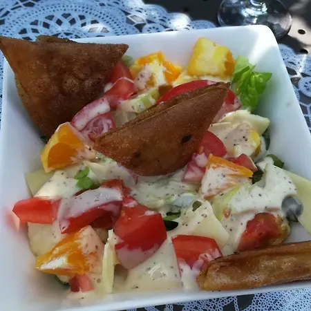 Bed & Breakfast La Gerbaudiere Chambres&table D Hotes Proche Mont Saint Michel Cuisine Maison 3*