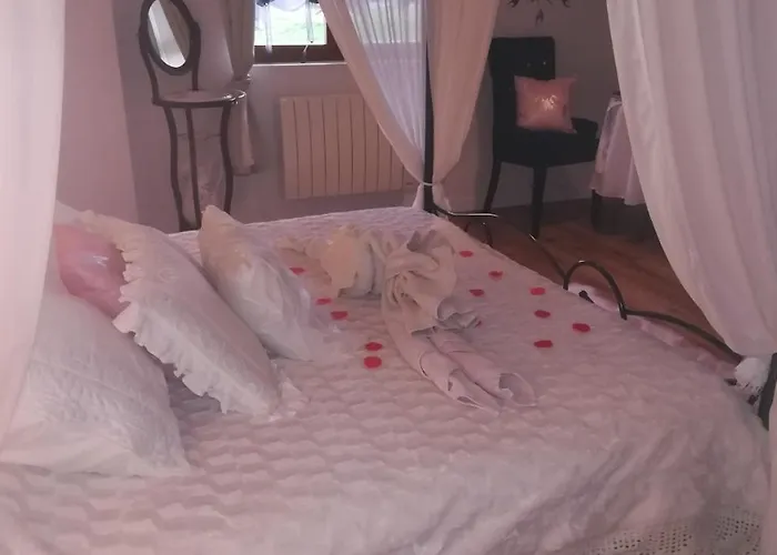 La Gerbaudiere Chambres&table D Hotes Proche Mont Saint Michel Cuisine Maison Notre-Dame-du-Touchet