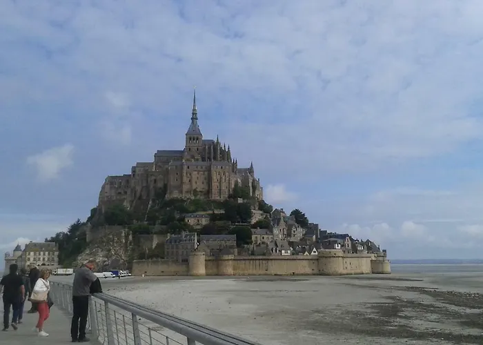 La Gerbaudiere Chambres&table D Hotes Proche Mont Saint Michel Cuisine Maison Bed and Breakfast Notre-Dame-du-Touchet