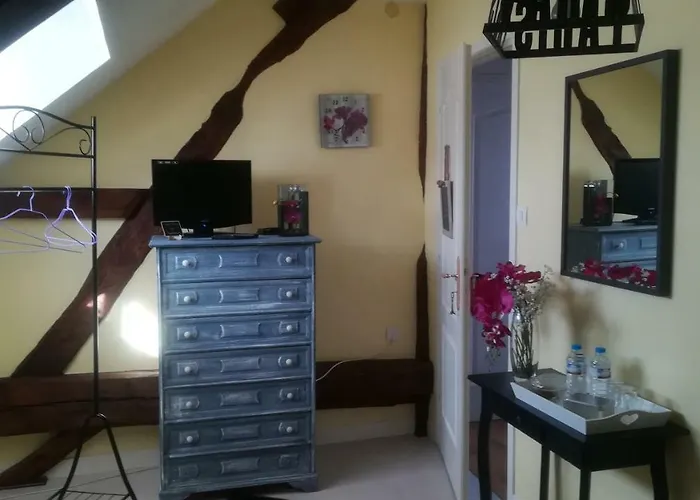 ベッド・アンド・ブレックファスト La Gerbaudiere Chambres&table D Hotes Proche Mont Saint Michel Cuisine Maison Notre-Dame-du-Touchet