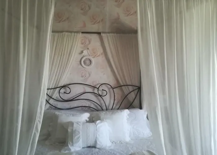 La Gerbaudiere Chambres&table D Hotes Proche Mont Saint Michel Cuisine Maison 3*